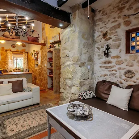 La Cuina De Paqui Country house *